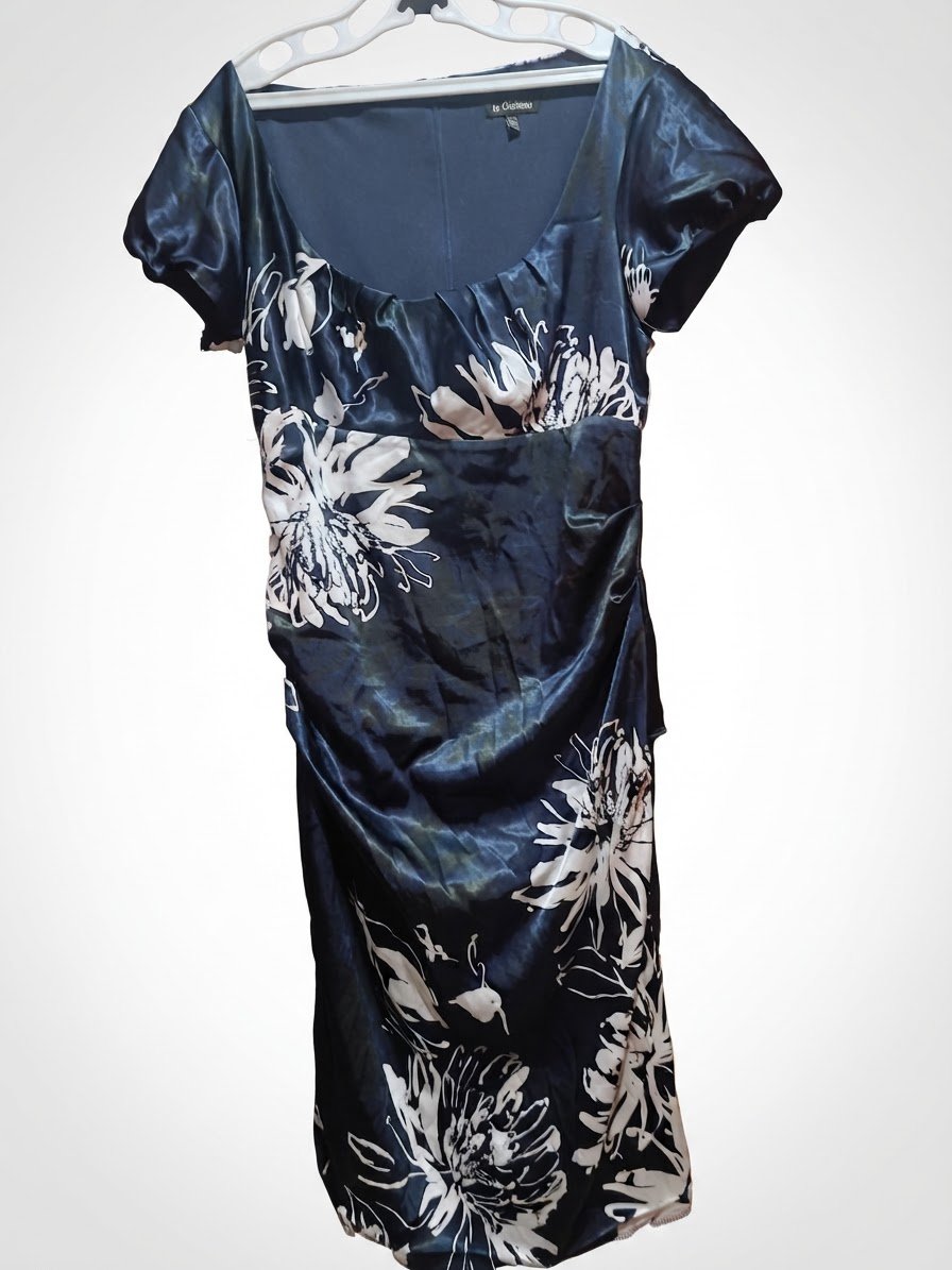 Robe satin 