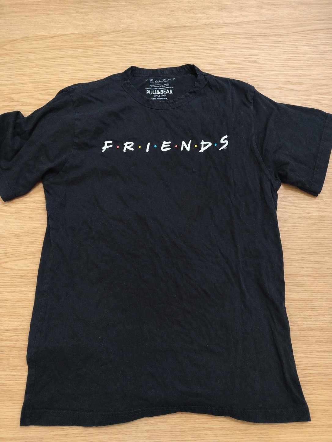 🖤 T-shirt PULL&BEAR – FRIENDS | Taille M