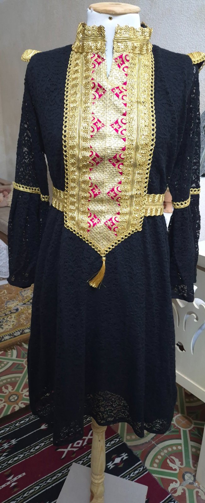 ROBE TRADITIONNELLE En Dentelle 