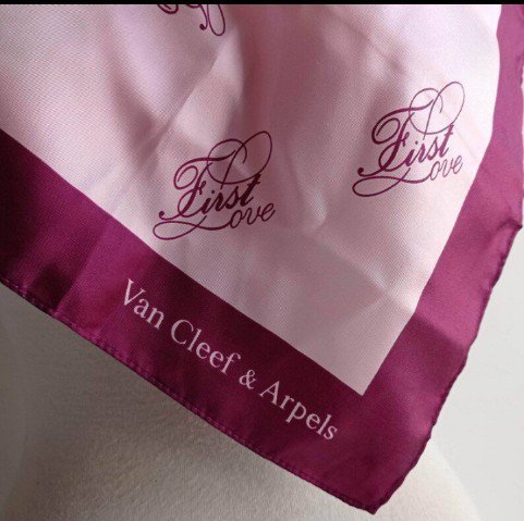 Carré en soie Van Cleef & Arpels originale 