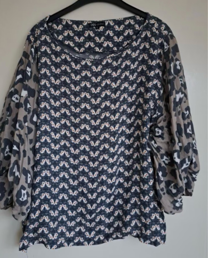 Magnifique chemisier Didi, détails distinctifs, taille XL