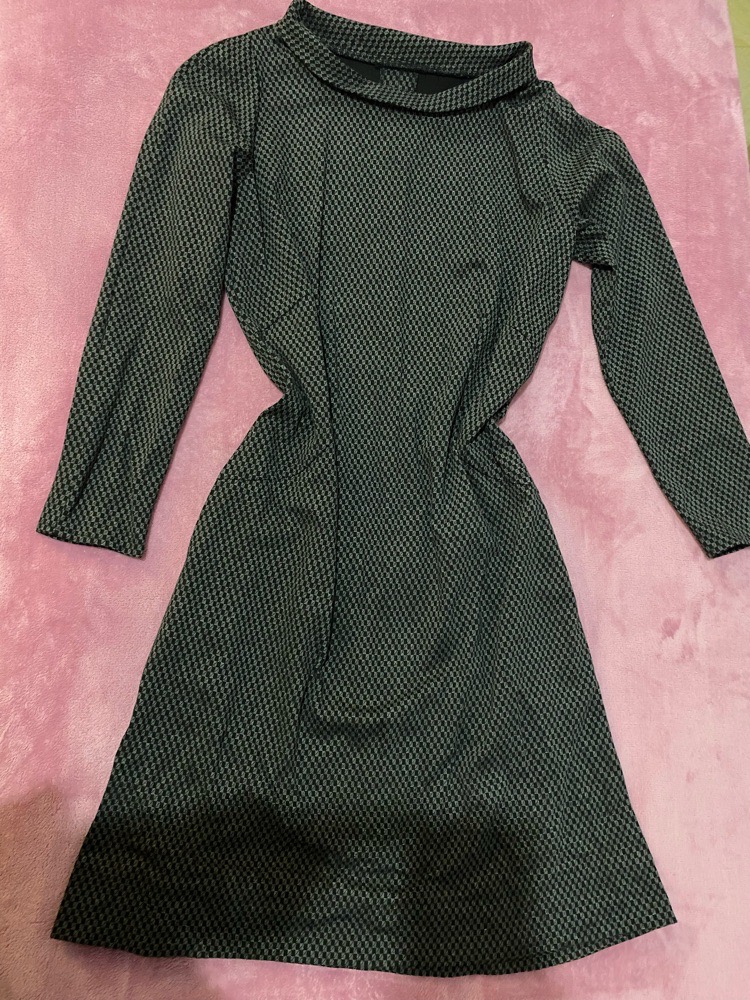 Robe mi-longue - Manches longues 