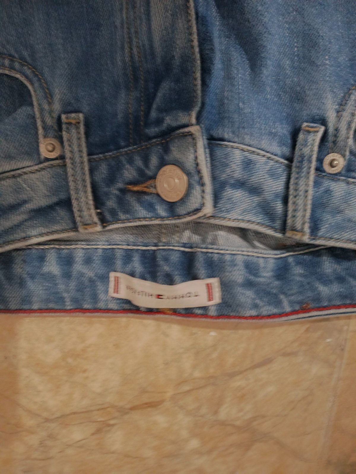 Jean tommy 