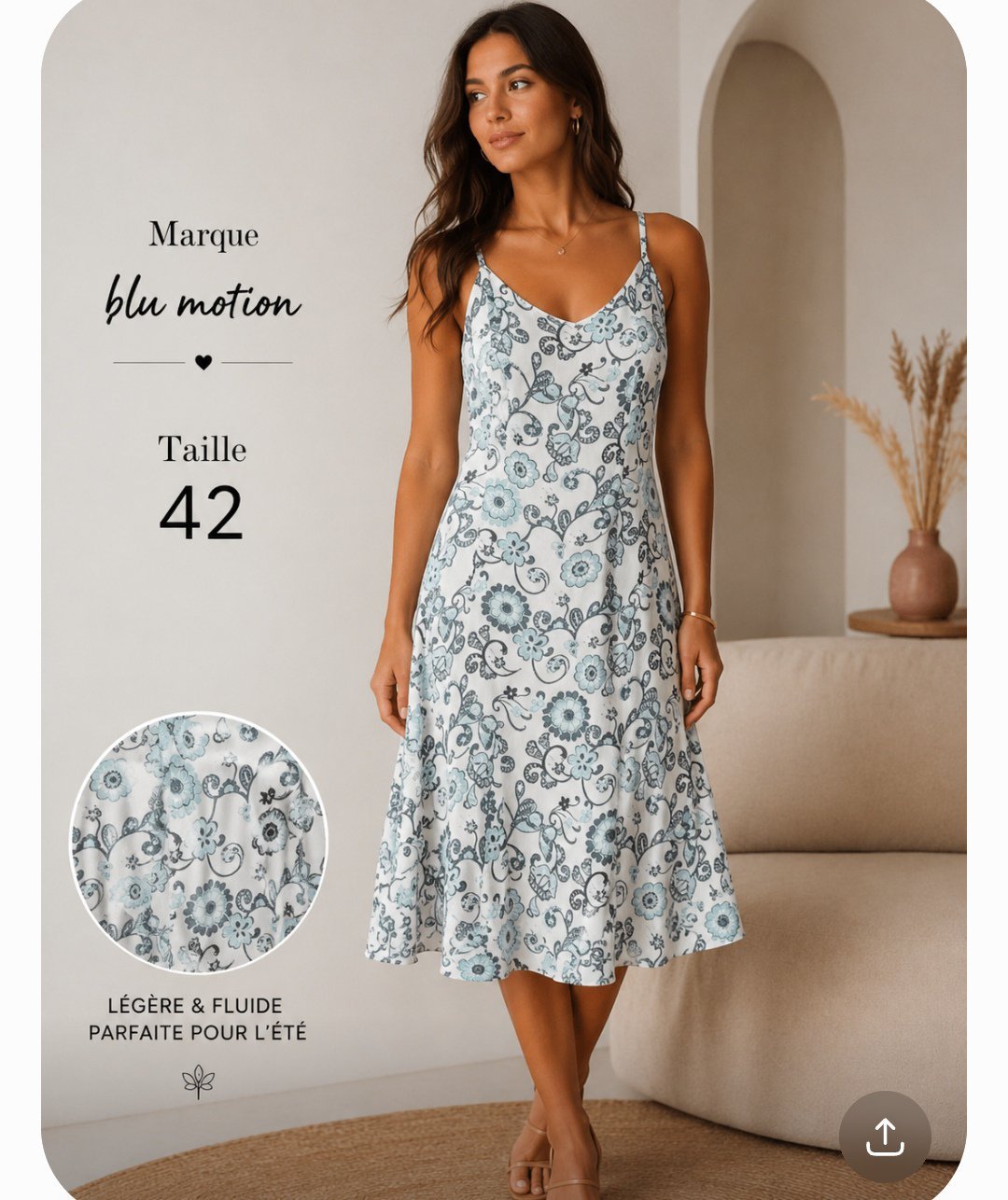 Robe fluide blanche avec des fleurs bleues ciel Taille 42