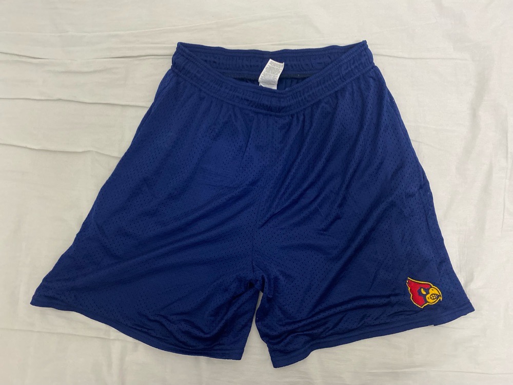 Short sport bleu