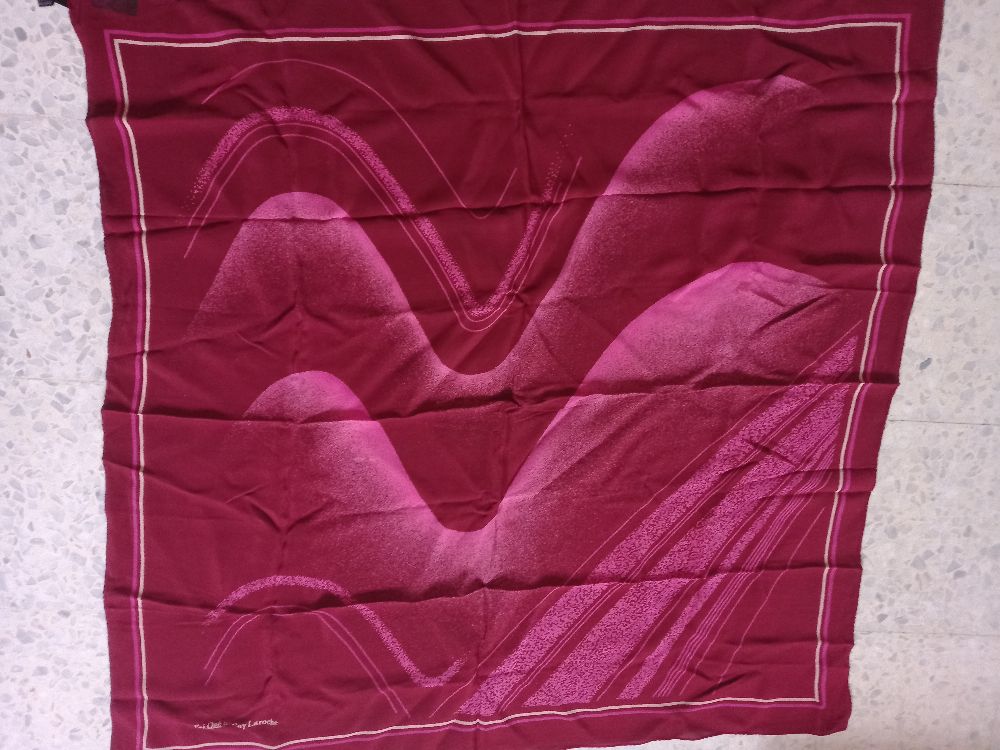 foulard guy La roche