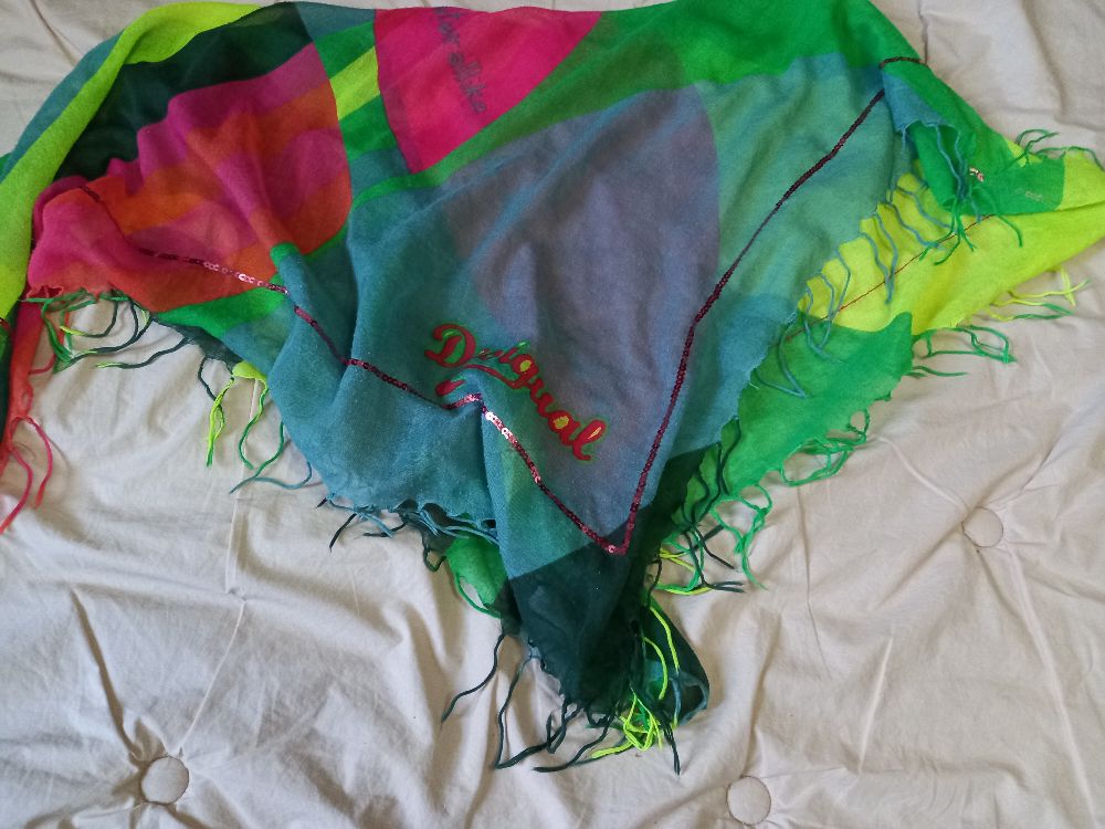 foulard desigual