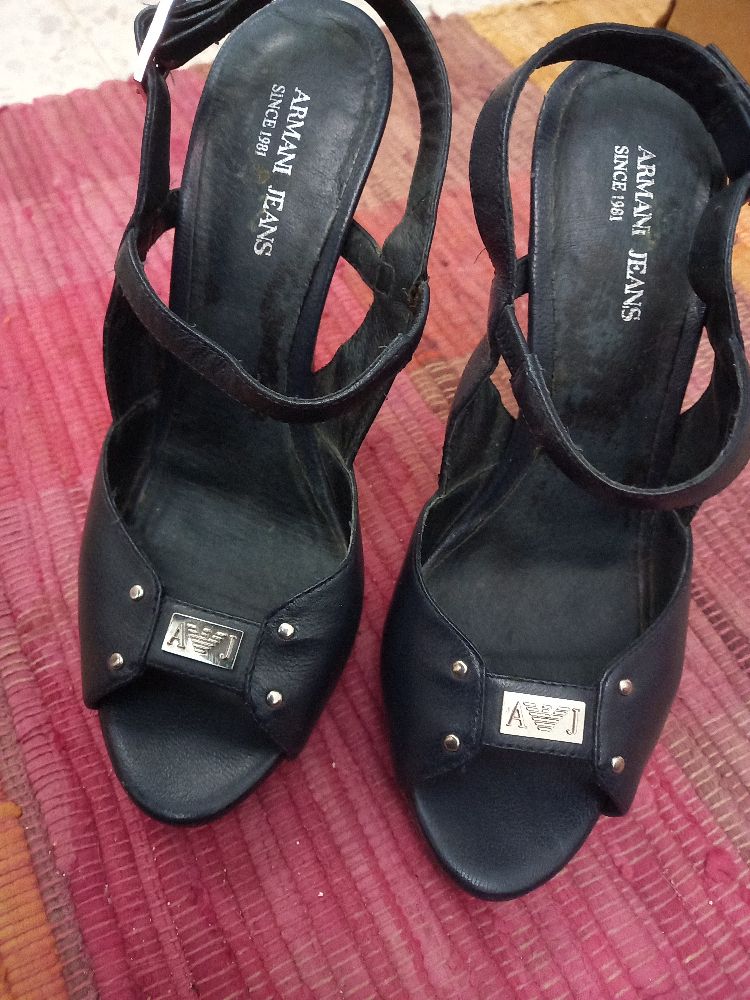 sandales haut talon Armani