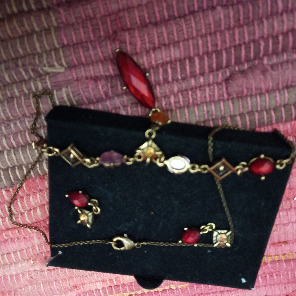 parure boucle et colier 