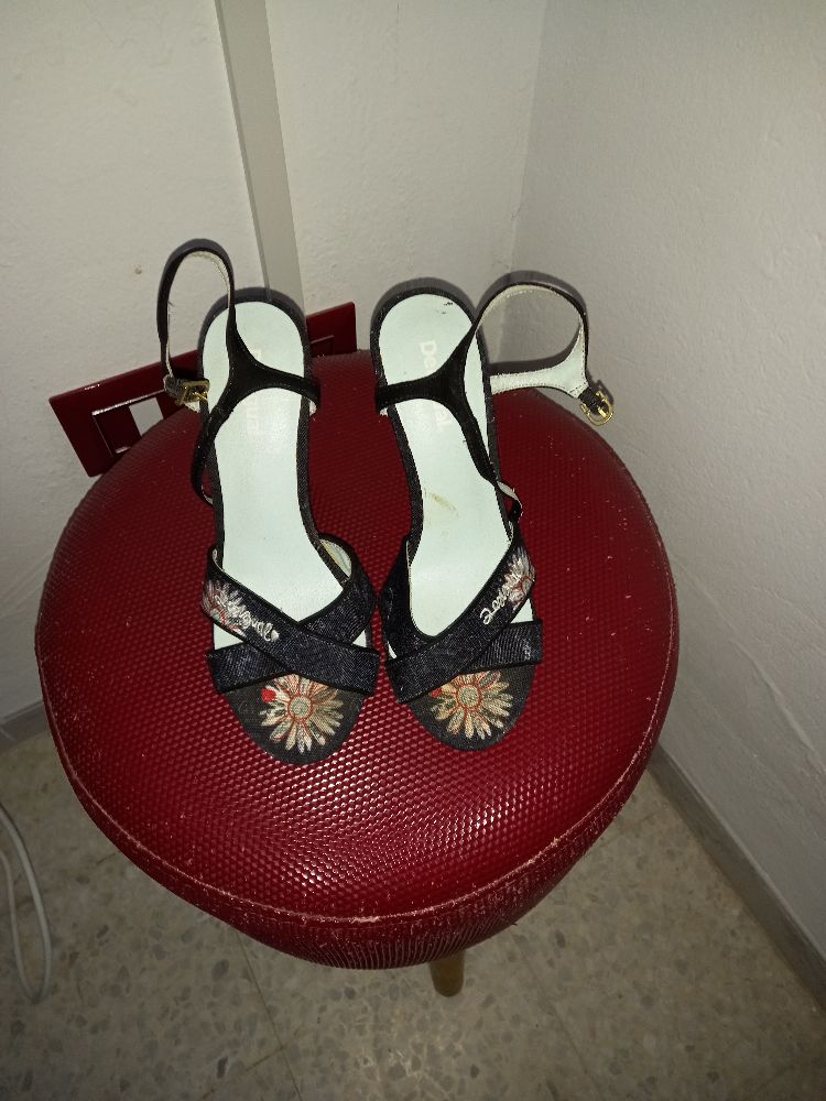 Sandales haut talon desigual