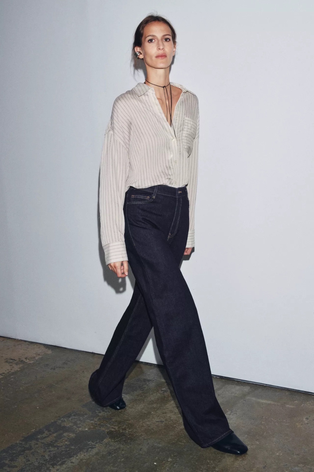 Jean Zara en denim brut foncé Wide leg 