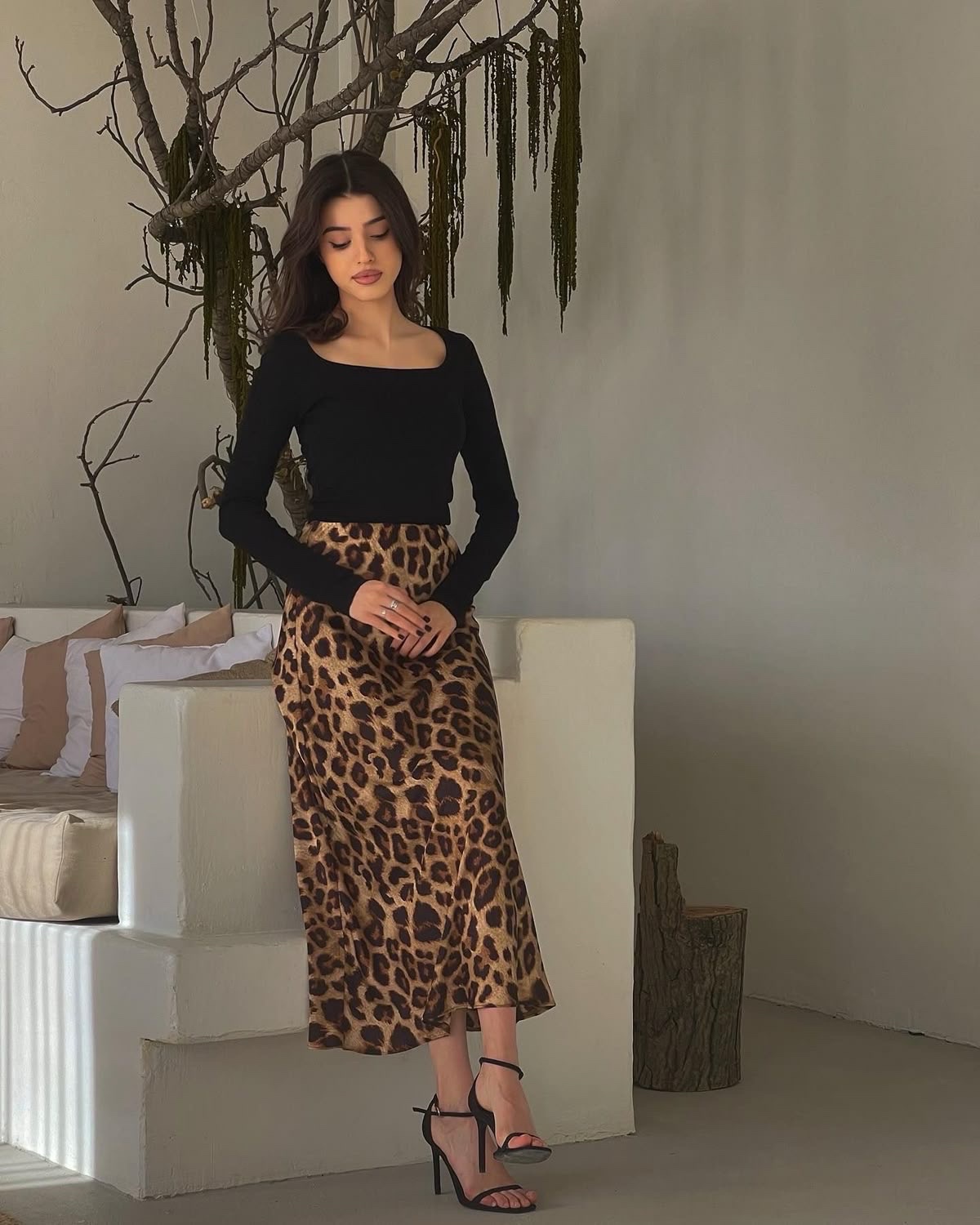 Jupe tigre satin 