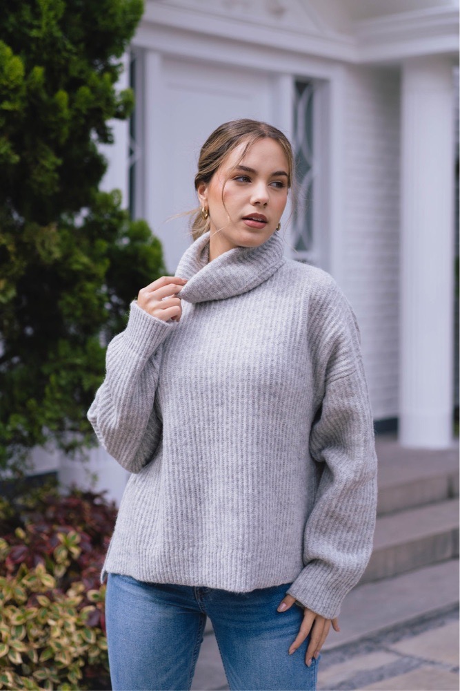 Pull gris vellours 