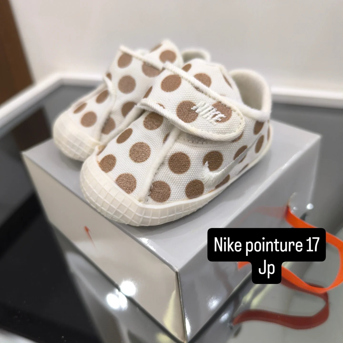 Chaussures bébé unisexe jamais utilisé 