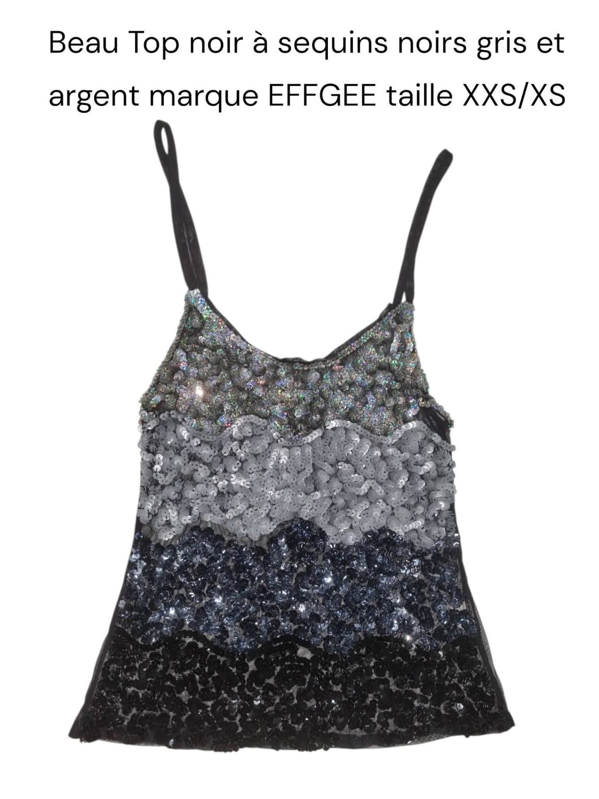 Joli lot soirée top à sequins et mini jupe similicuir