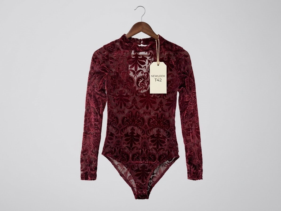 Beau body rouge bordeaux en velours NEWLOOK taille 42 