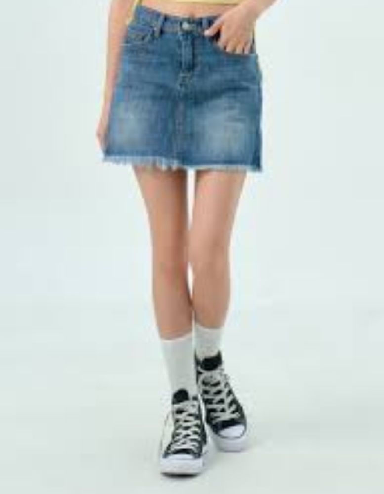 Benetton mini skirt
