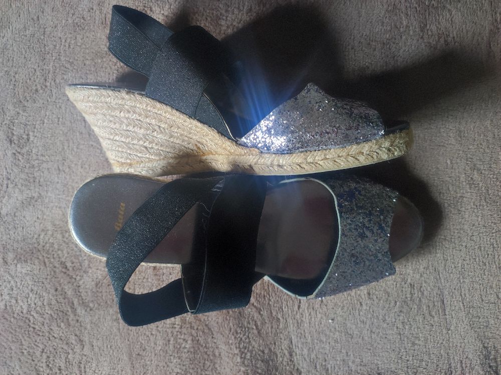 Compensées Bata