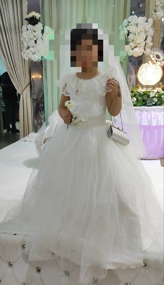 robe fille blanche 
