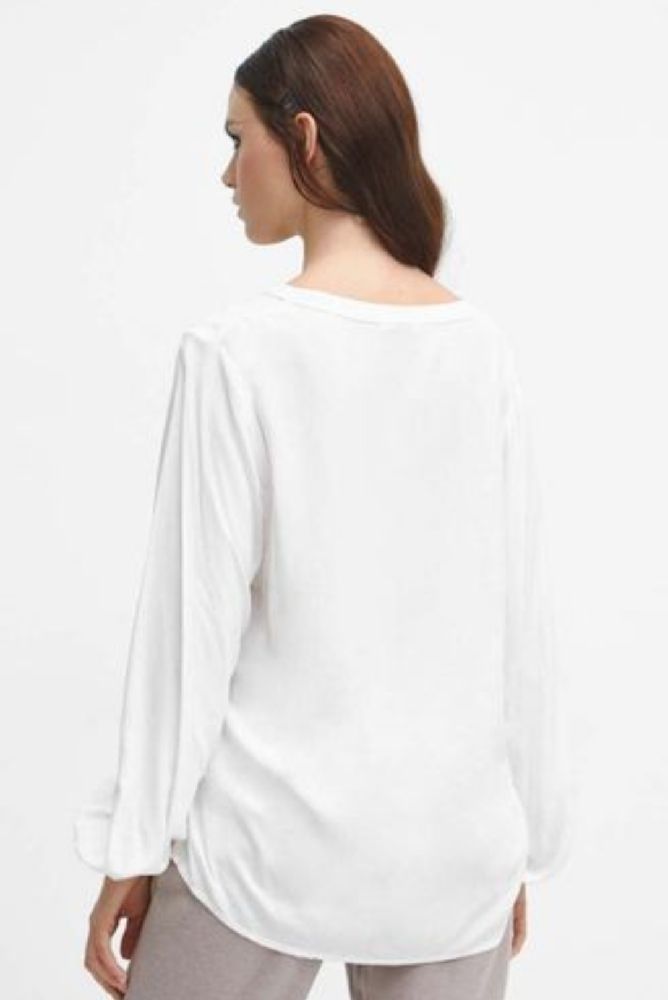 Blouse blanche atmosphère 