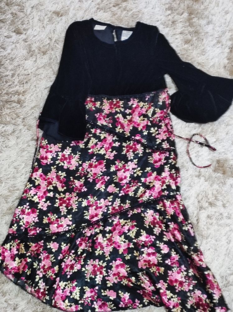 Robe velor et satiné 