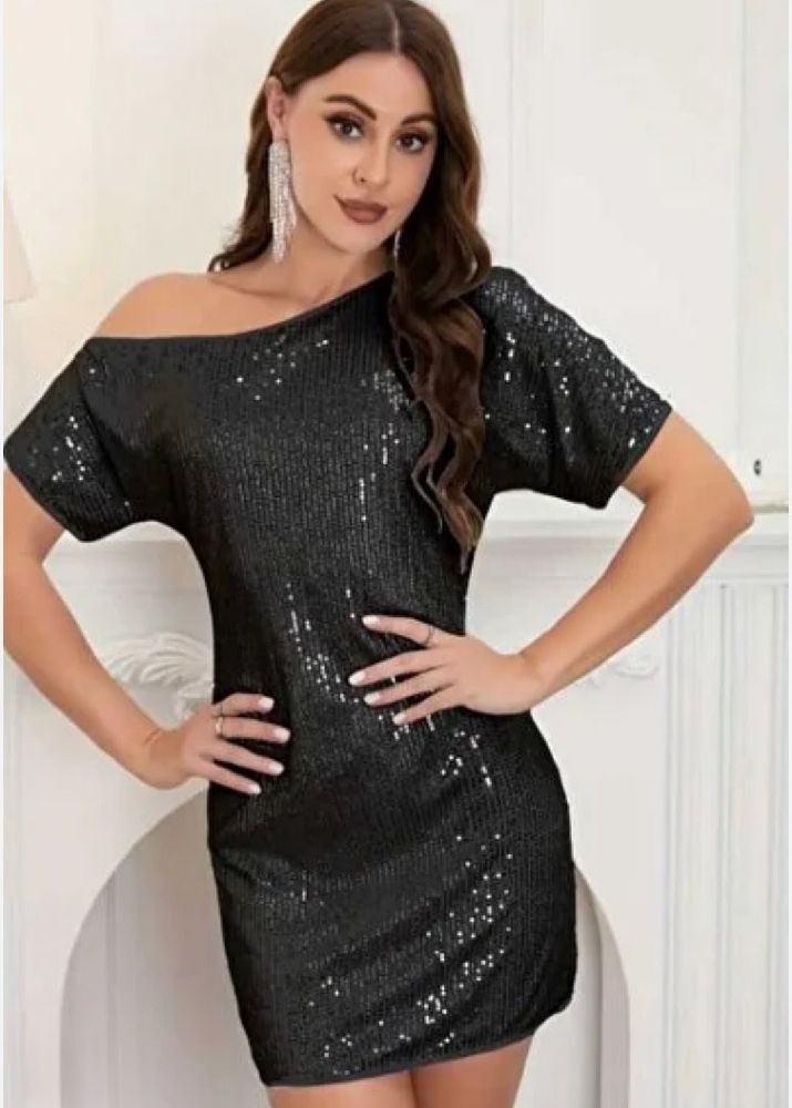 Robe bling bling noir 