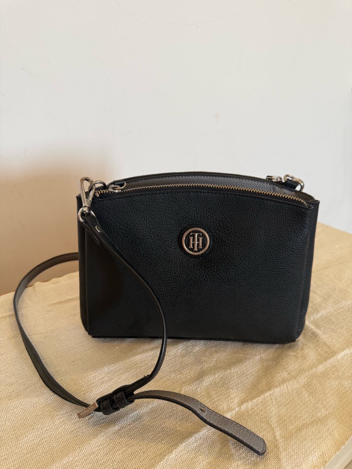 Bandouliere noir TH