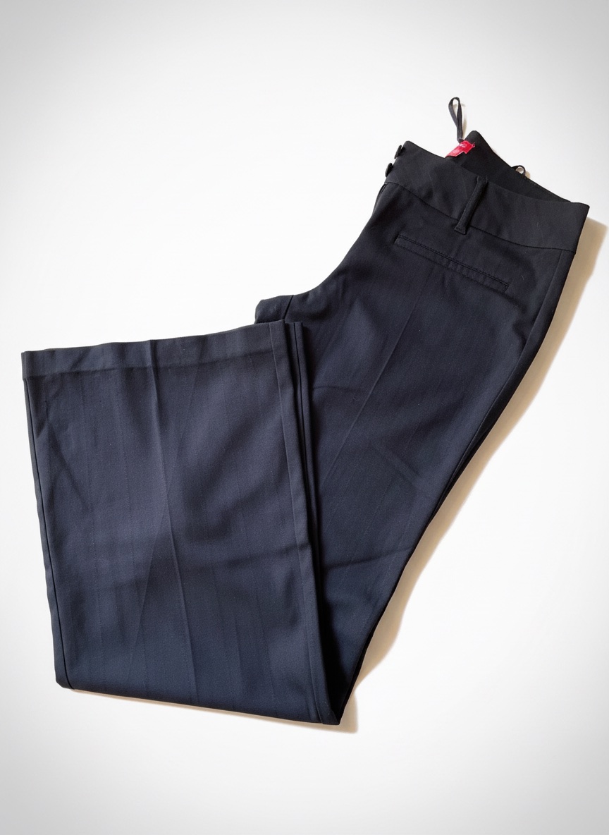 Pantalon Noir de la marque  s.Oliver “Janina” – Chic & Élégant ✨