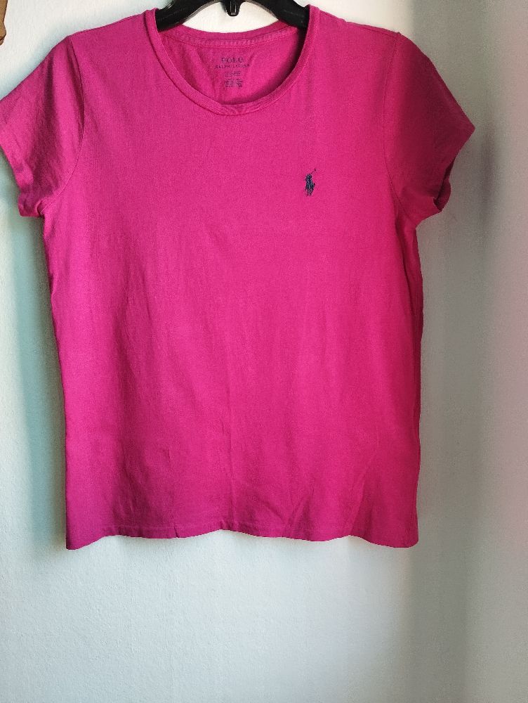t-shirt polo