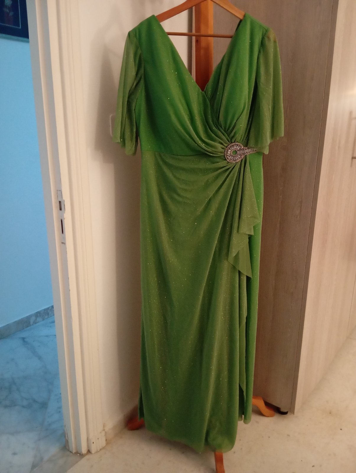 Robe soirée importée de la France 