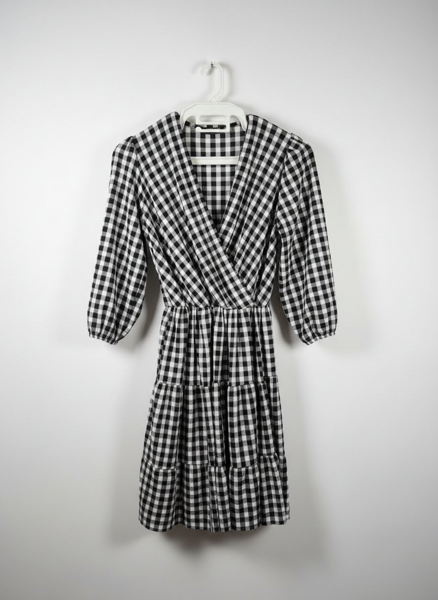 Robe vourte noire et blanc 