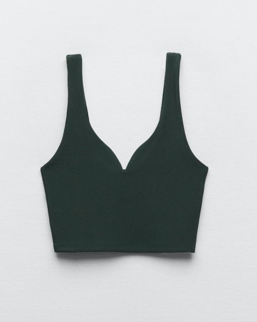 Crop top Zara de couleur vert sapin foncé taille S