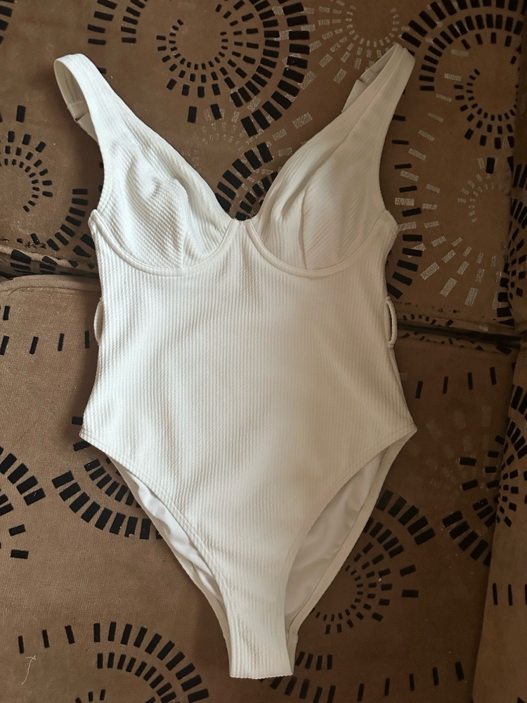 Maillot blanc super beau 
