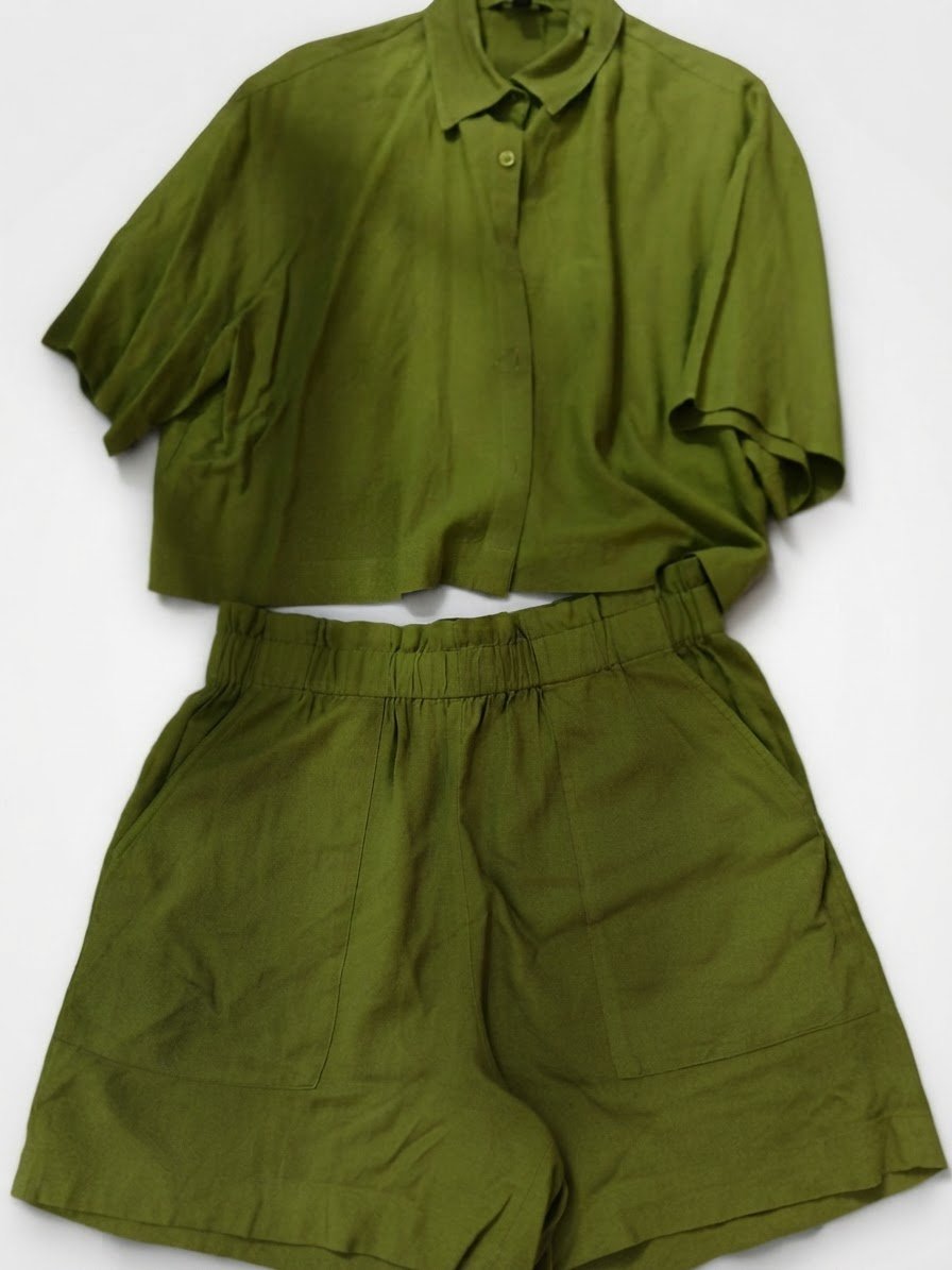 Set en lin taille s excellent etat couleur vert pistache