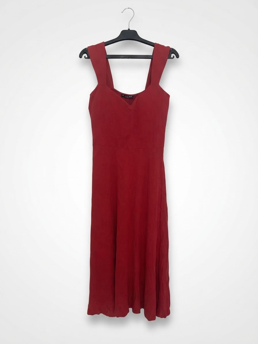 Robe longue sans manches rouge coton taille 44 46 48 neuve importee de turquie