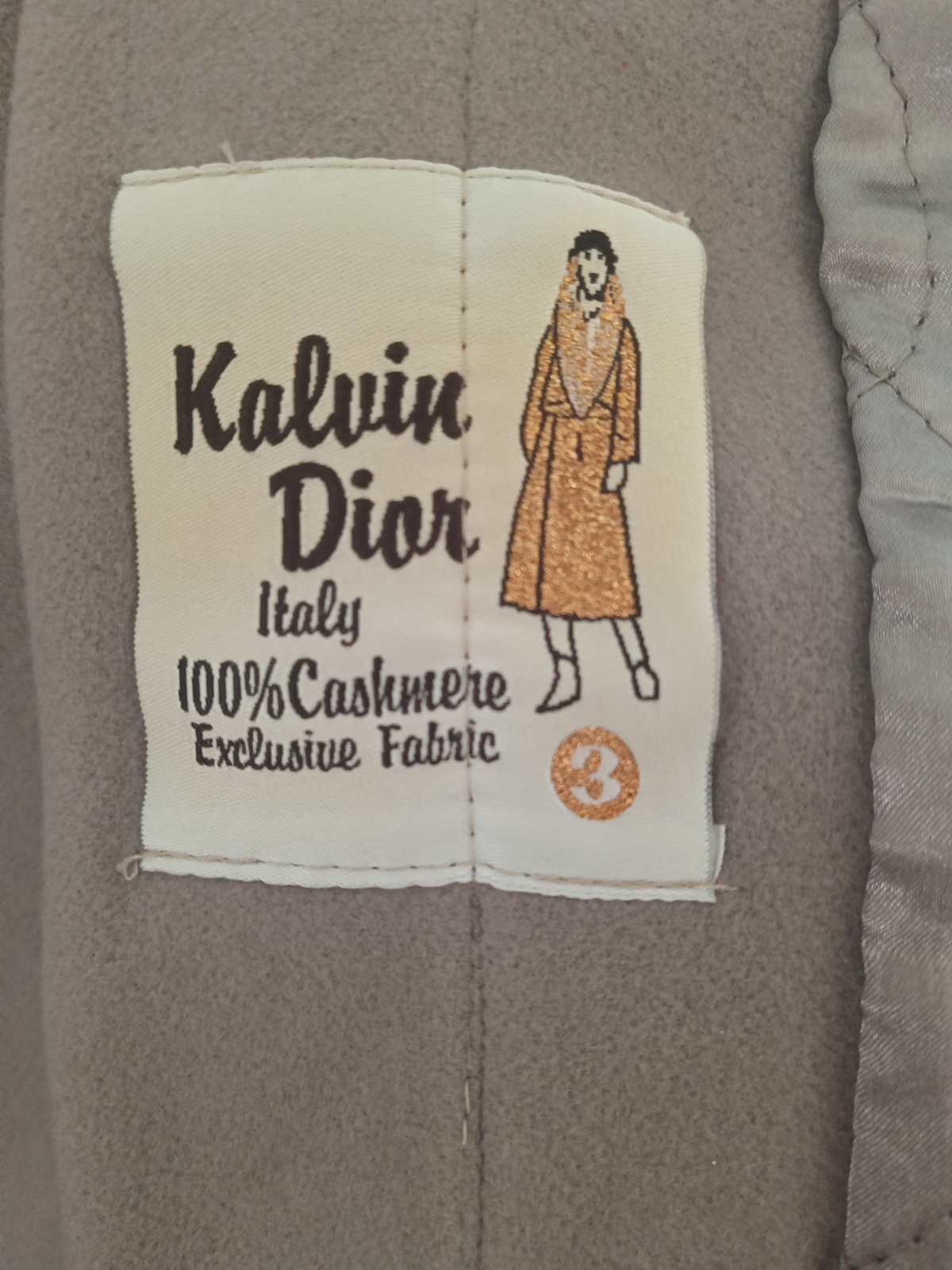 Manteau Gris clair de la marque Calvin Dior 