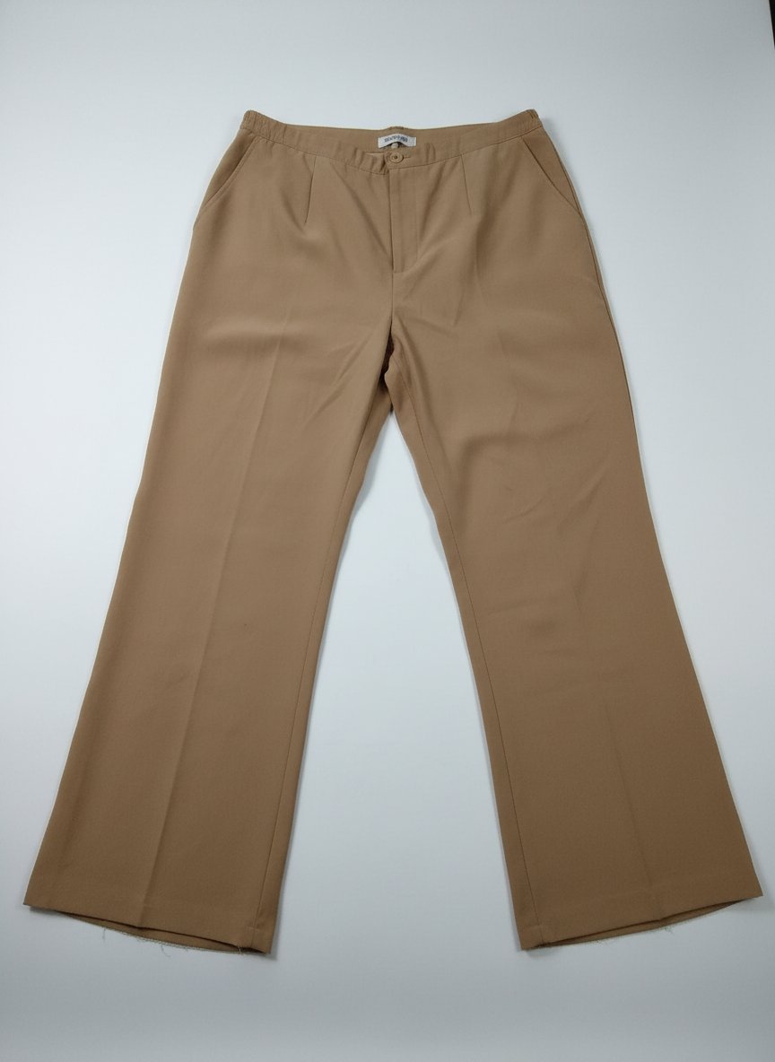 Pantalon avec deux pantalons cadeaux et trois chemises 