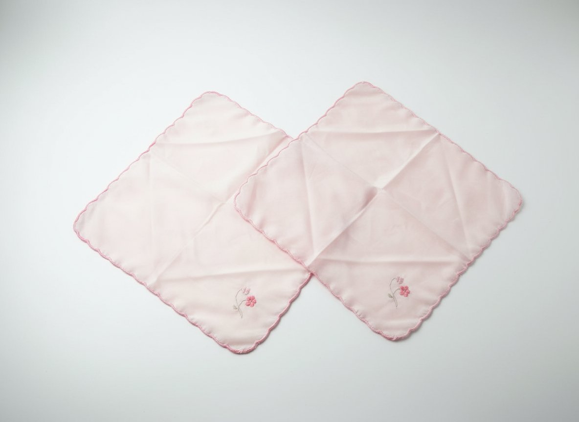 Deux jetées rose poudré avec nappe cadeau 
