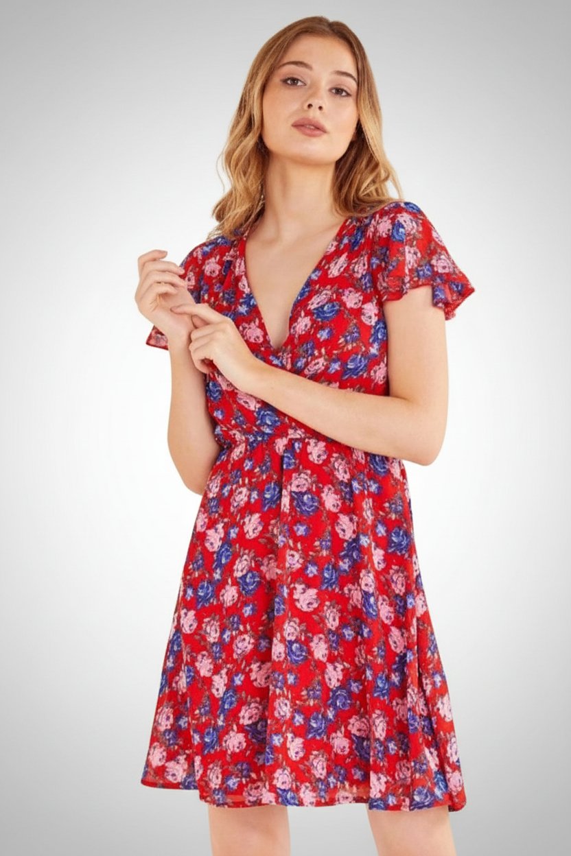 Robe rouge fleurie 