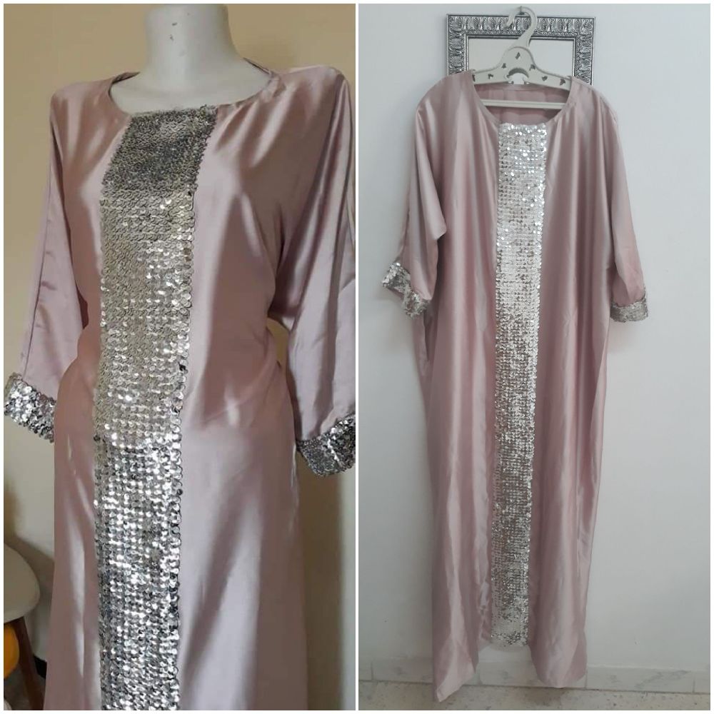 Robe caftan en Satin royal cousu à la main