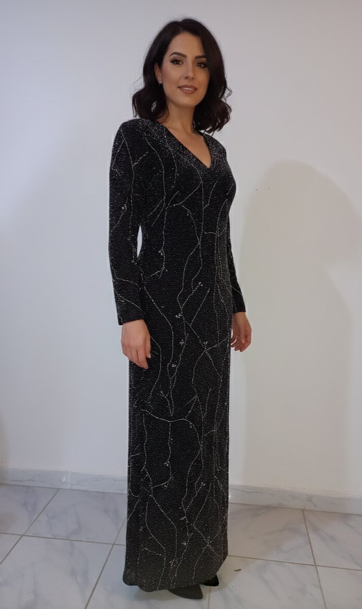 Robe Longue de Gala – Noire Scintillante & Motifs Argentés