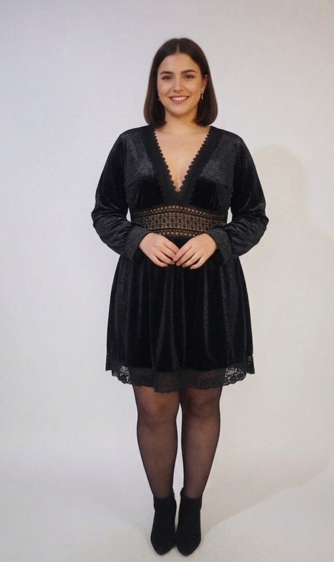 Très jolie robe noire