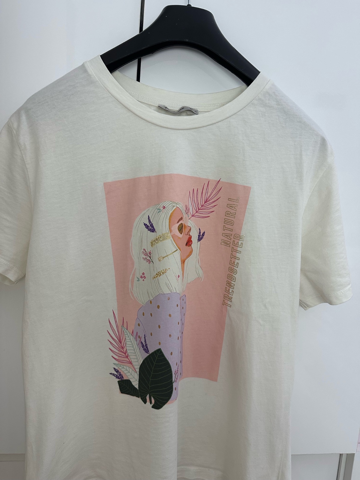 T-shirt Imprimé Chic ( STRADIVARUS ) taille L  / M 