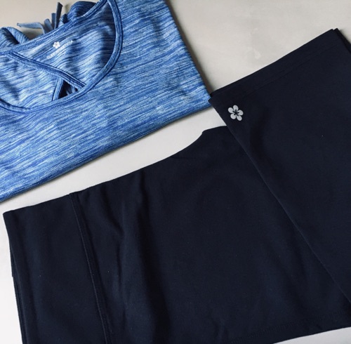 Lot legging et T-shirt Tuff Athletics