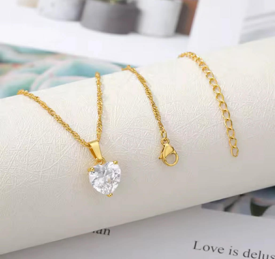 Collier en forme de cœur doré acier inoxydable 