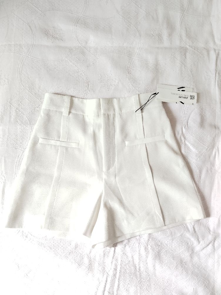 Short blanc 