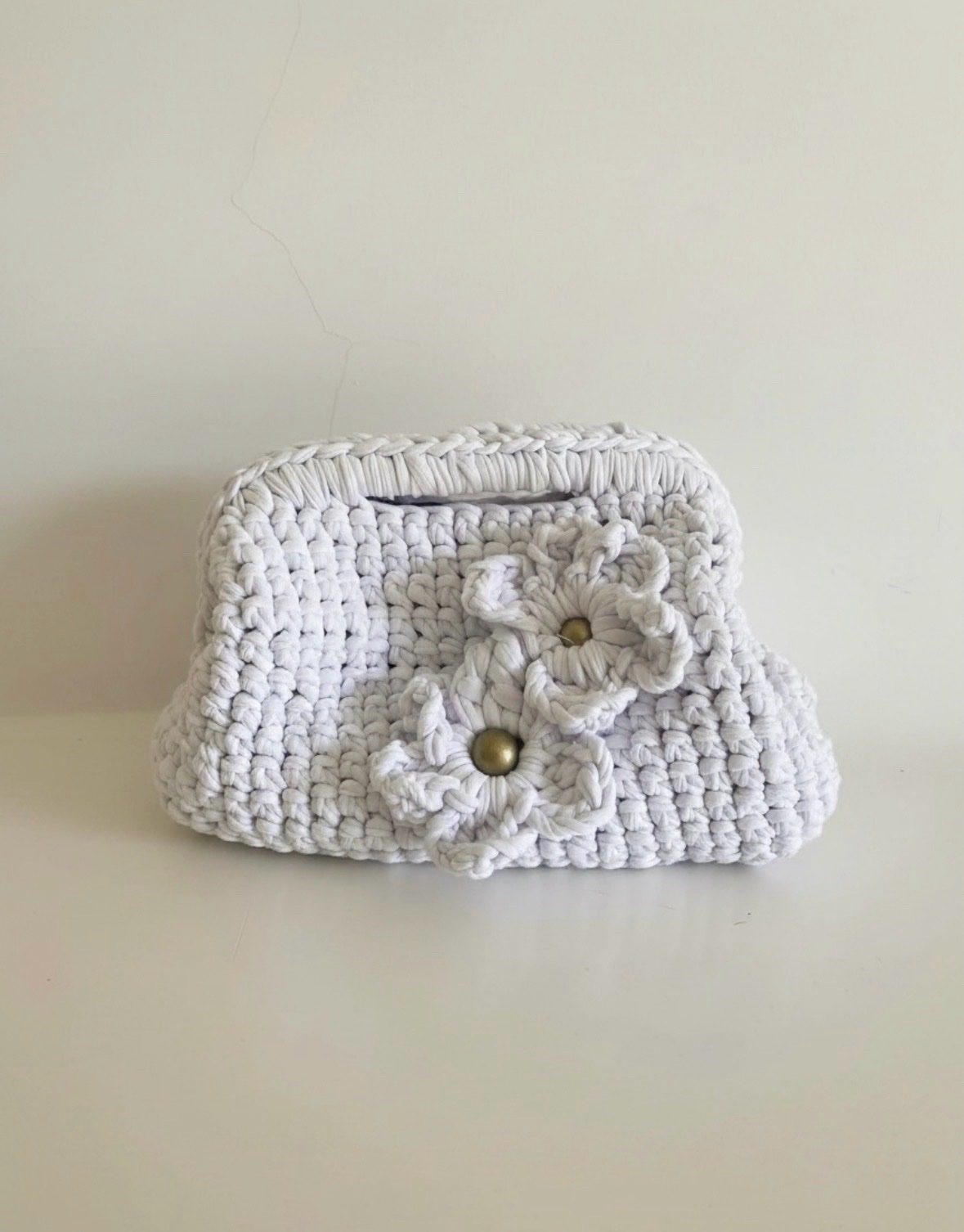 Pochette blanche en crochet fait main 