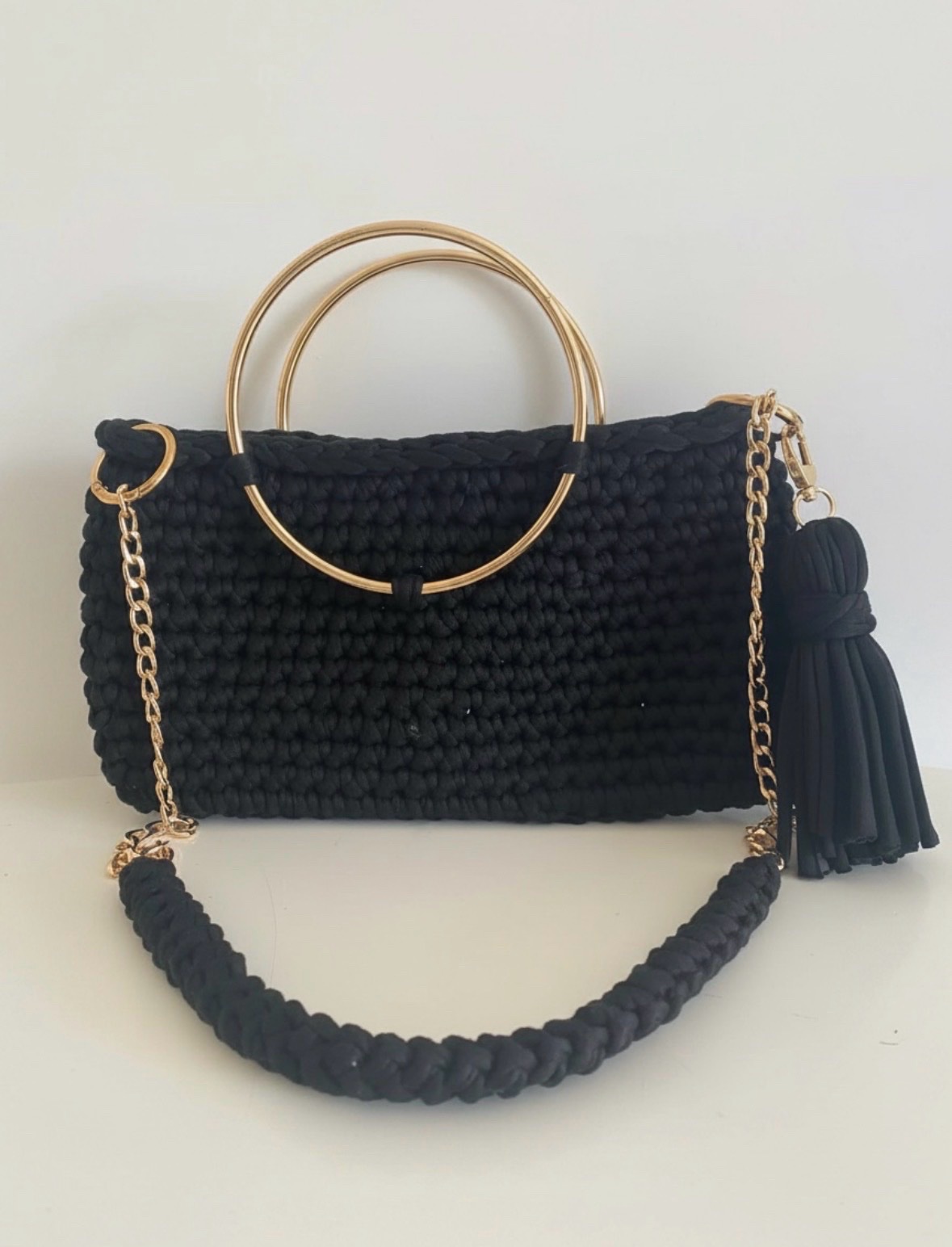 Sac a main noir en crochet fait main 