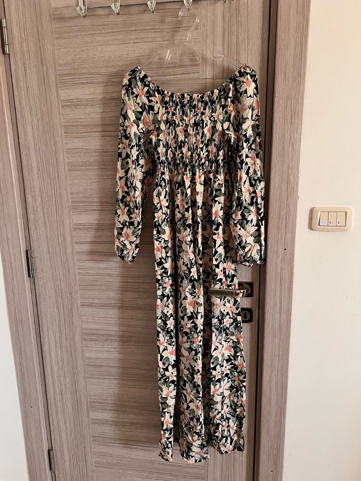Robe fleurie importé