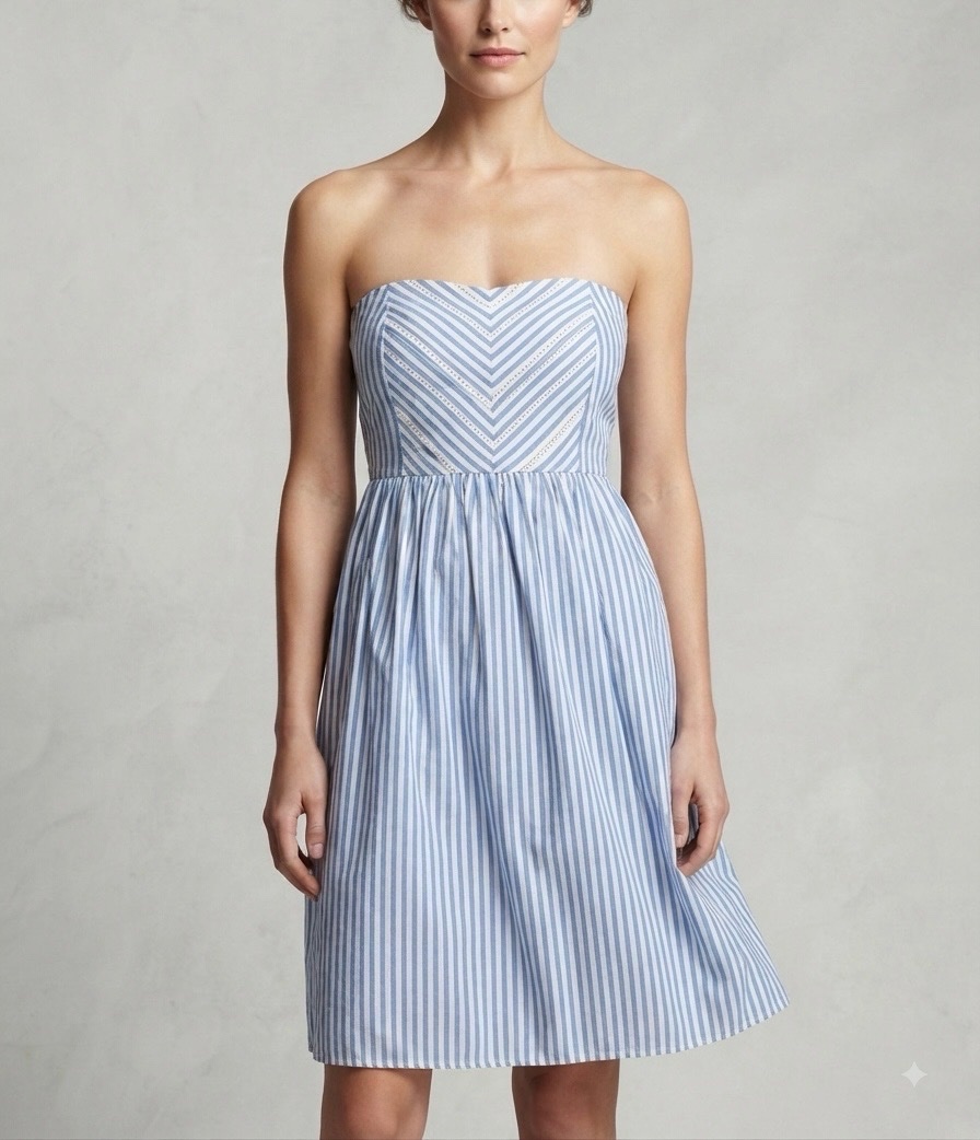 Robe blanche et bleue à rayures – chic